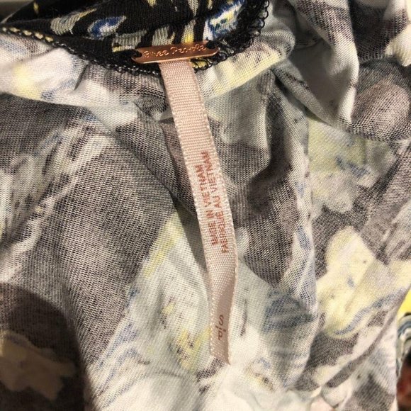 Free People Baja Babe Cold Shoulder Top Black Small Floral Cutout - Picture 5 of 8